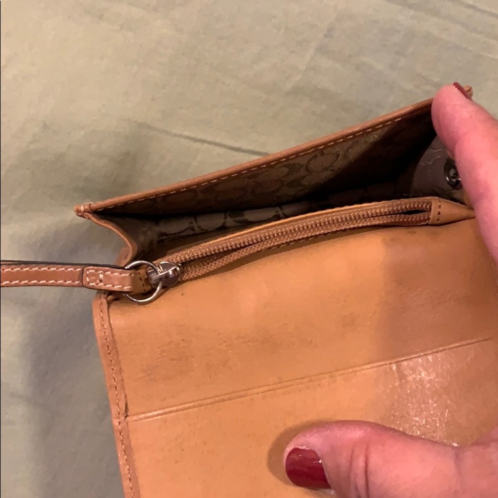 Wallet - Picture 3 of 4